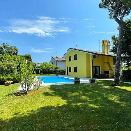 Villa Fantastic With Pool For 7 Guests On Albarella