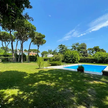 Villa Fantastic With Pool For 7 Guests On Albarella *