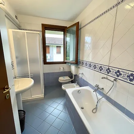 Villa Fantastic With Pool For 7 Guests On Albarella *